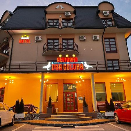 Hotel Dva Goluba بال المظهر الخارجي الصورة