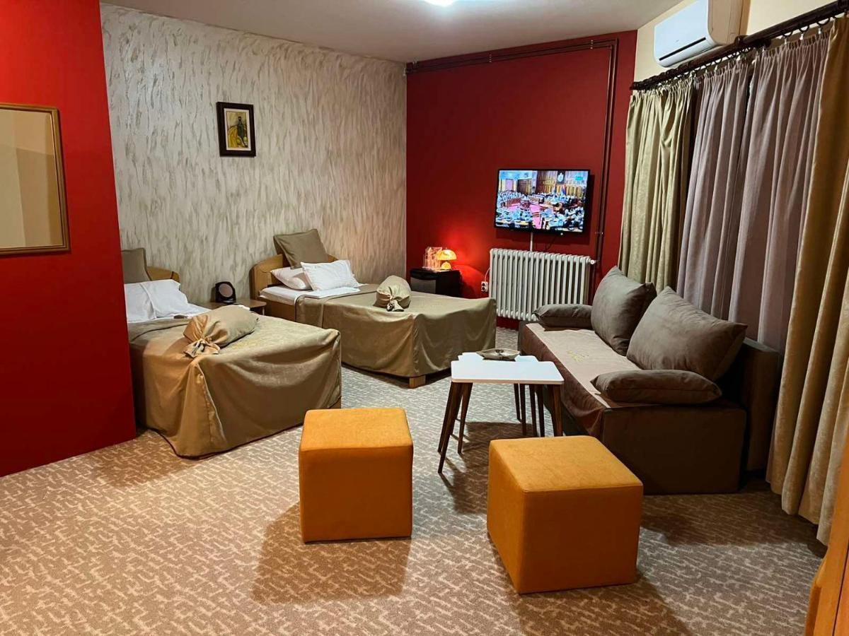 Hotel Dva Goluba بال المظهر الخارجي الصورة