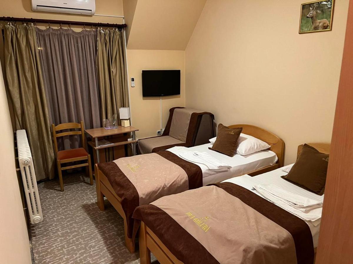 Hotel Dva Goluba بال المظهر الخارجي الصورة