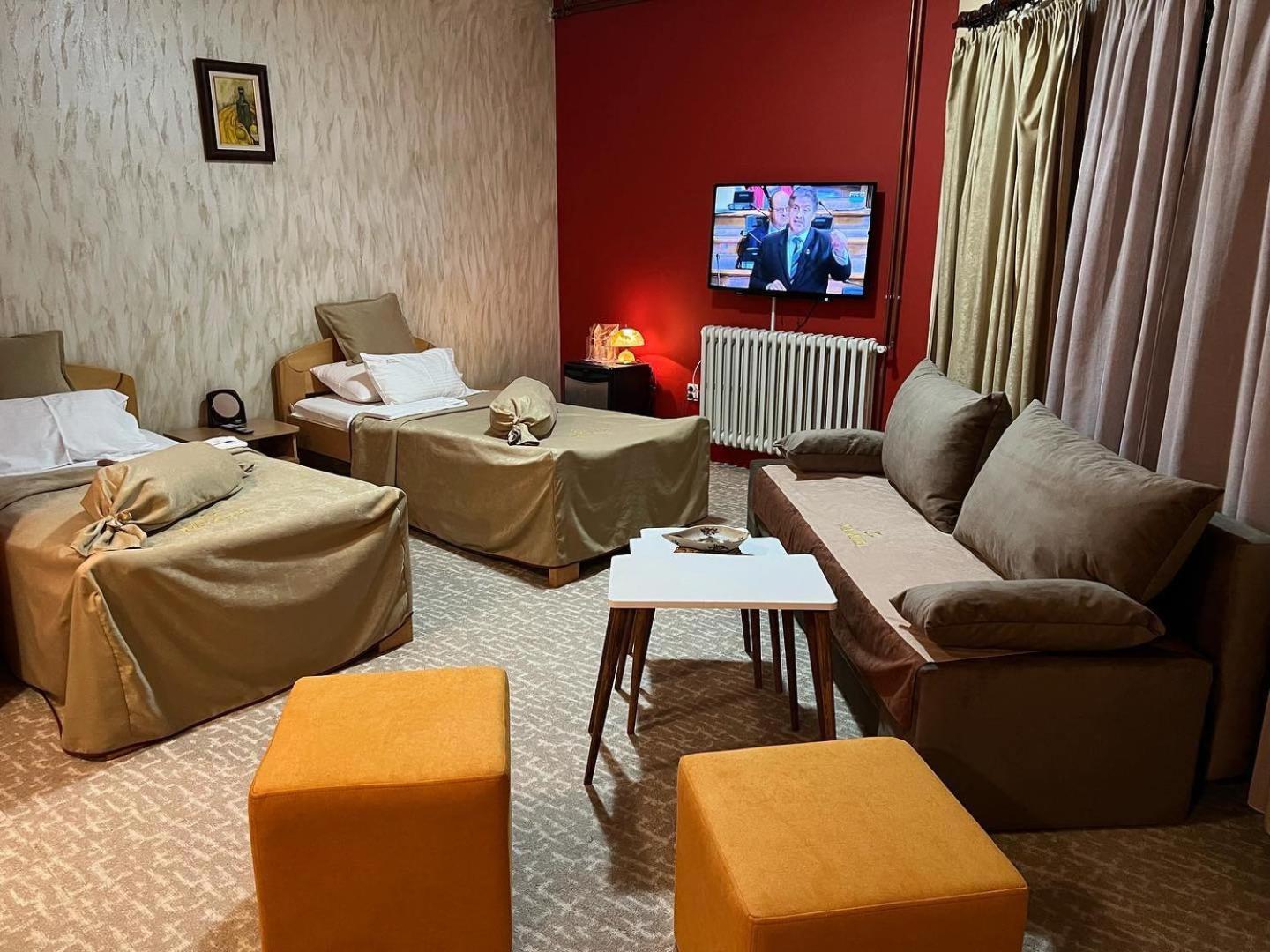Hotel Dva Goluba بال المظهر الخارجي الصورة