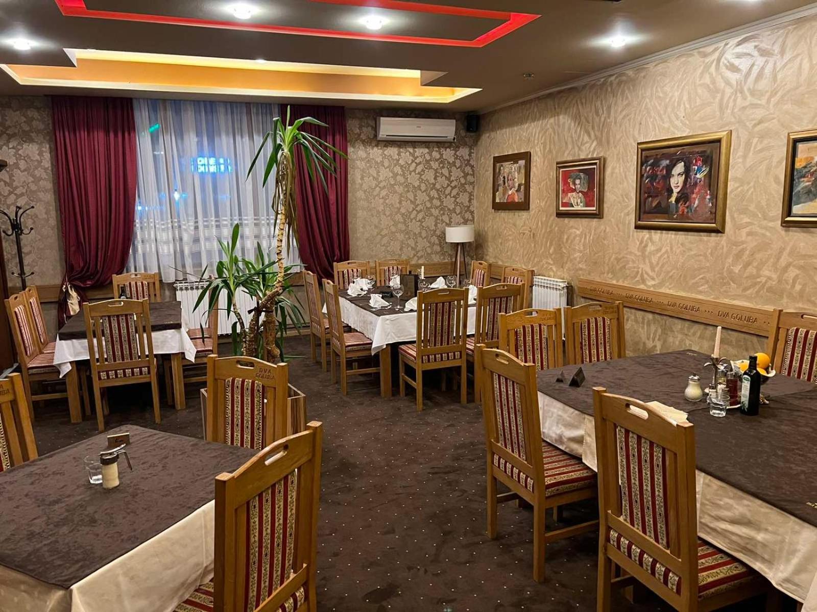 Hotel Dva Goluba بال المظهر الخارجي الصورة