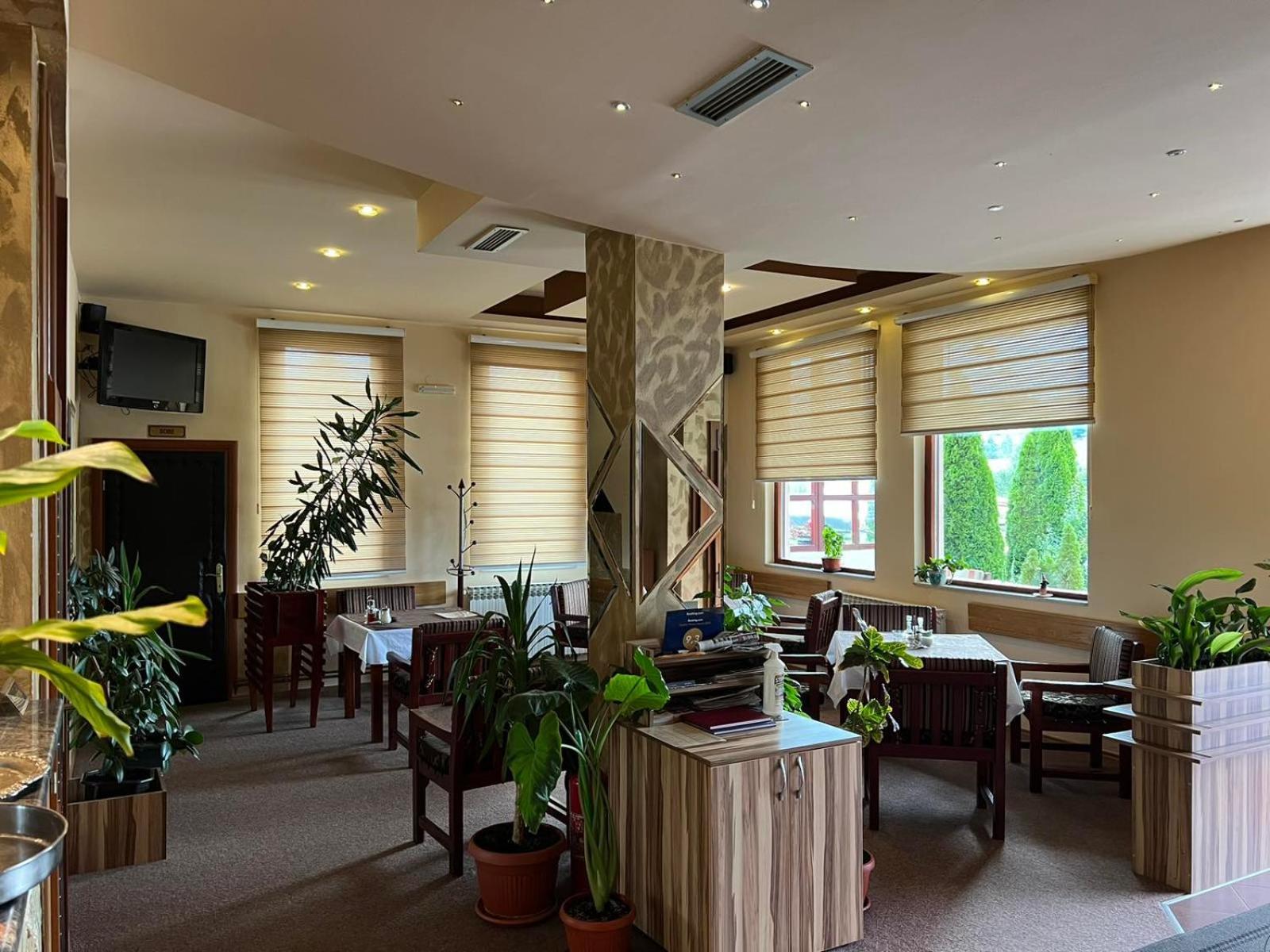 Hotel Dva Goluba بال المظهر الخارجي الصورة