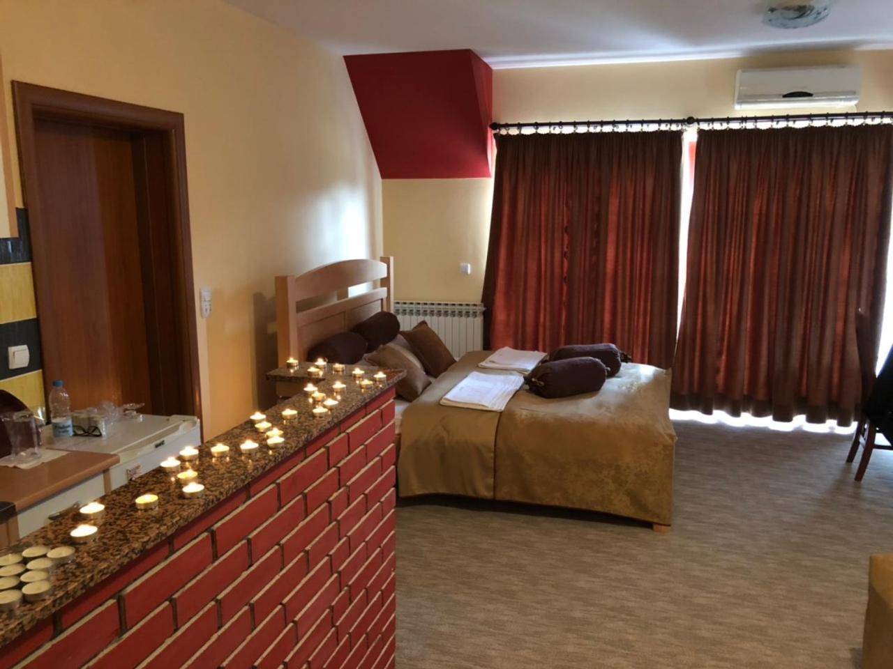 Hotel Dva Goluba بال المظهر الخارجي الصورة